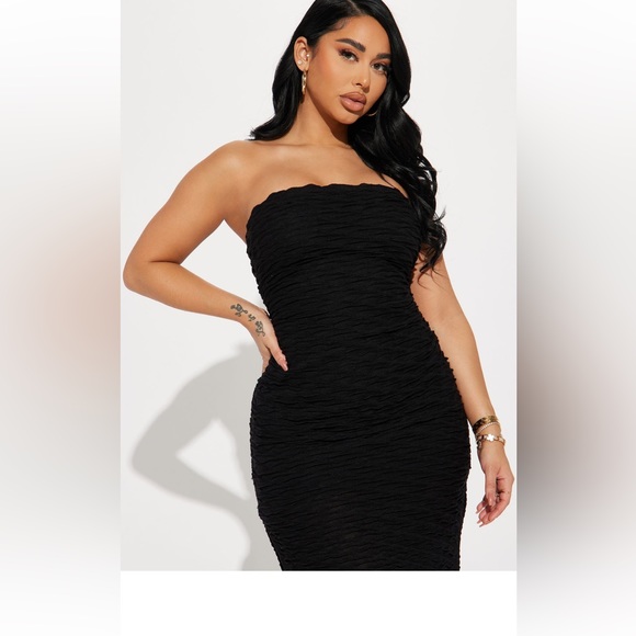 Black dress size medium - Picture 2 of 3